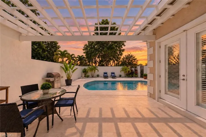 4840 Boulevard Ct, Naples, Florida 34103