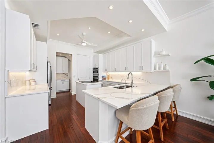 4840 Boulevard Ct, Naples, Florida 34103