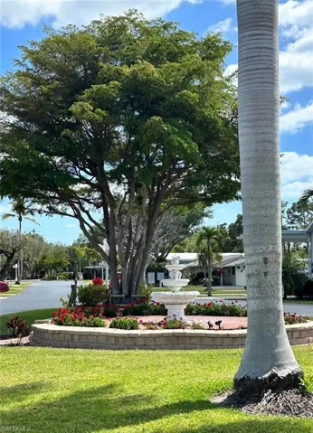 777 Walkerbilt Rd 17, Naples, Florida 34110