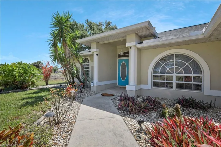 326 NE 6th  ST, Cape Coral, FL 33909