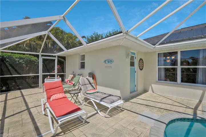 326 NE 6th  ST, Cape Coral, FL 33909