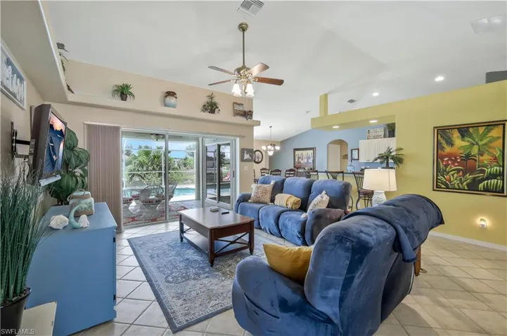 326 NE 6th  ST, Cape Coral, FL 33909
