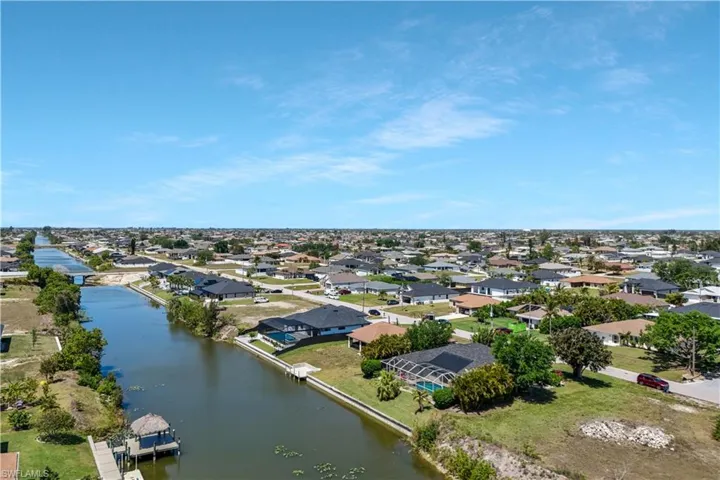 326 NE 6th  ST, Cape Coral, FL 33909