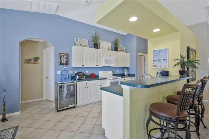 326 NE 6th  ST, Cape Coral, FL 33909