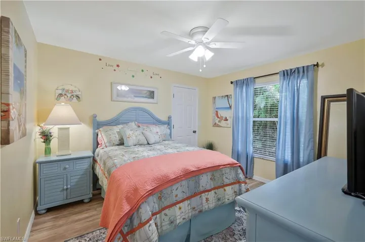 326 NE 6th  ST, Cape Coral, FL 33909