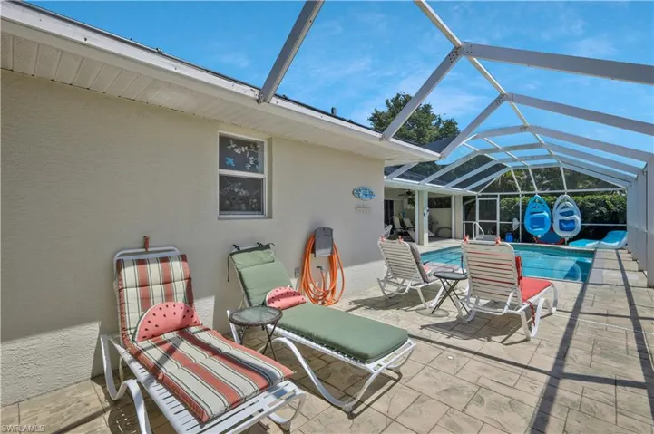 326 NE 6th  ST, Cape Coral, FL 33909