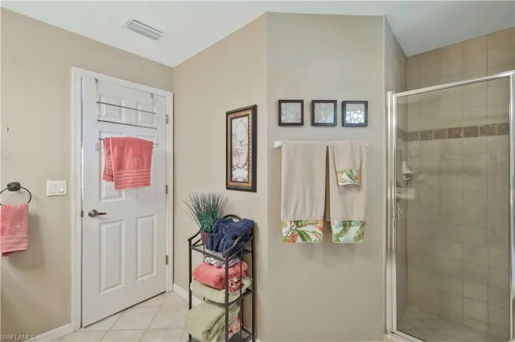 326 NE 6th  ST, Cape Coral, FL 33909