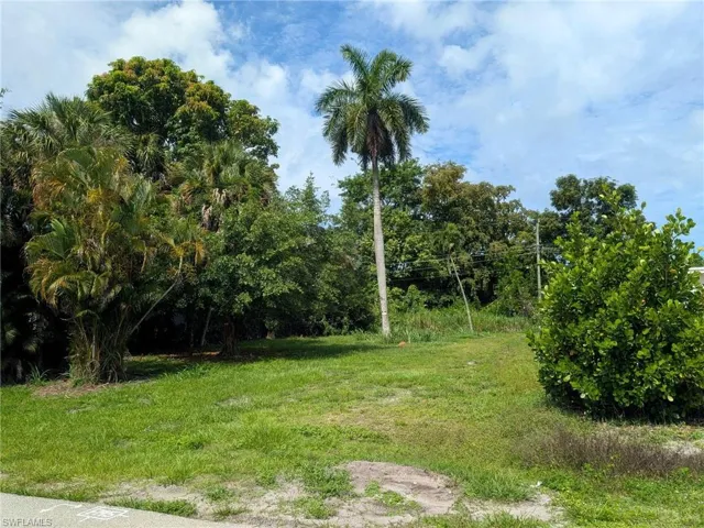 4604 Orchard Ln, Naples, Florida 34112