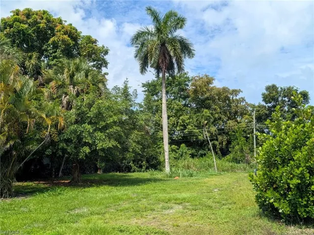 4604 Orchard Ln, Naples, Florida 34112