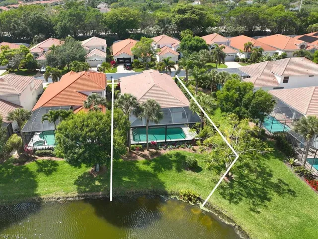 Rear Aerial with lot line