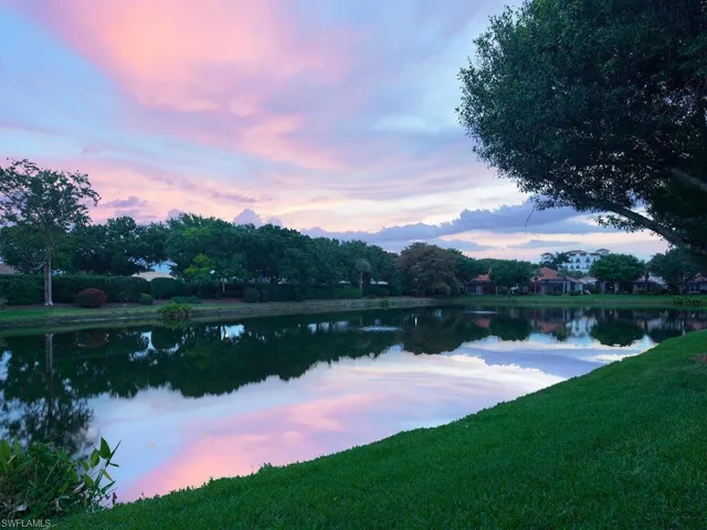 Panoramic dusk lake views