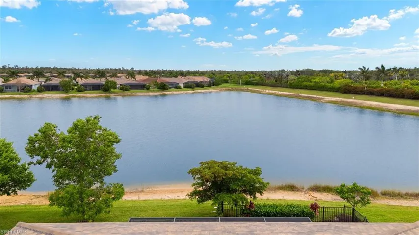 14615 Edgewater Cir, Naples, Florida 34114