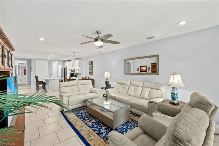 14615 Edgewater Cir, Naples, Florida 34114