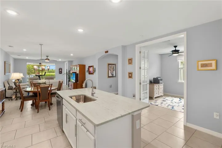 14615 Edgewater Cir, Naples, Florida 34114