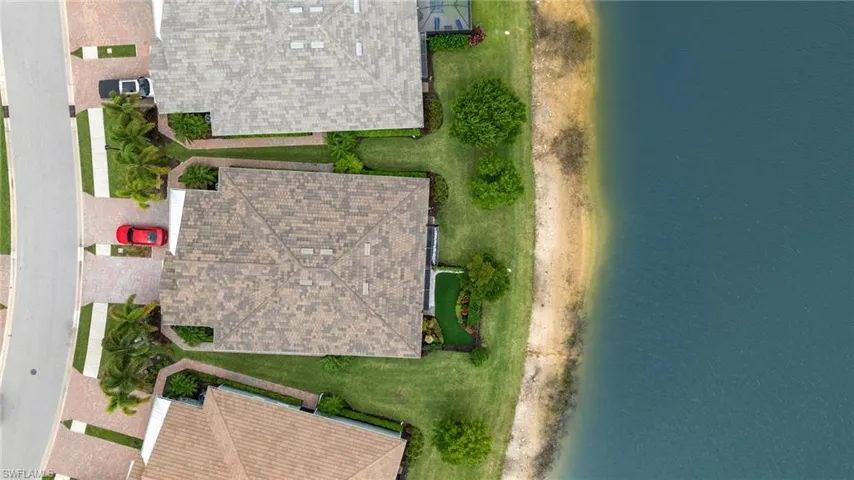 14615 Edgewater Cir, Naples, Florida 34114