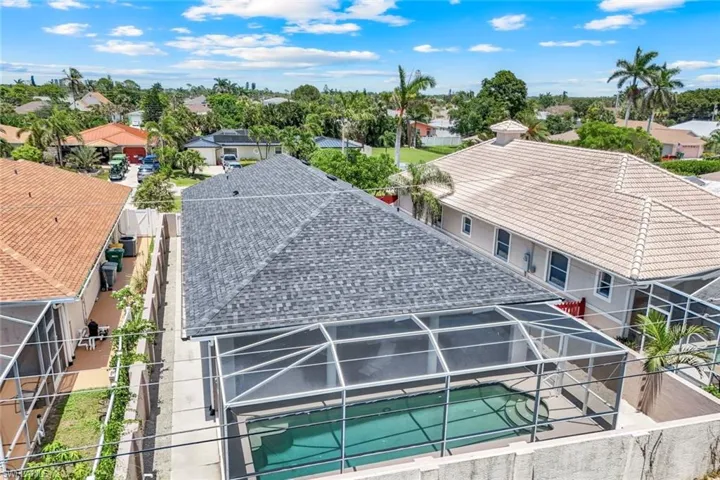 746 101st Ave N, Naples, Florida 34108