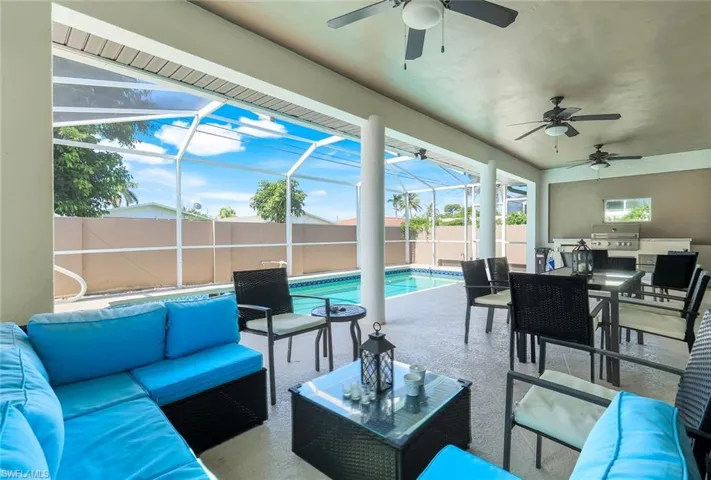 746 101st Ave N, Naples, Florida 34108