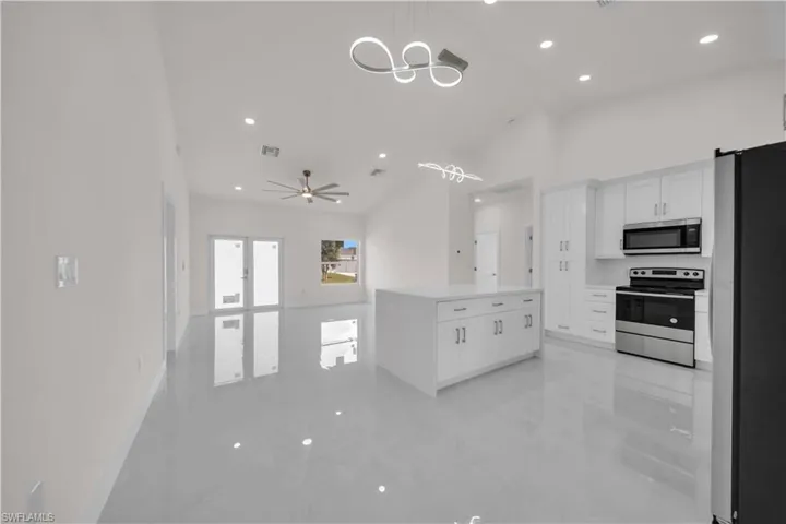 2909 63rd St W, Lehigh Acres, Florida 33971