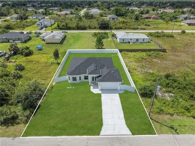 2909 63rd St W, Lehigh Acres, Florida 33971