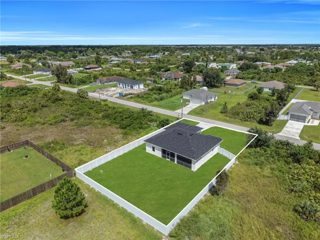 2909 63rd St W, Lehigh Acres, Florida 33971
