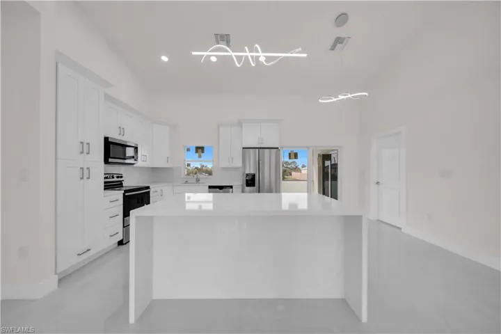 2909 63rd St W, Lehigh Acres, Florida 33971