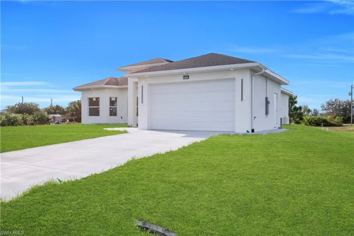 2909 63rd St W, Lehigh Acres, Florida 33971