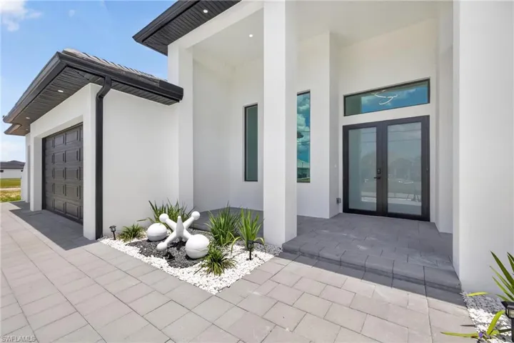 121 Nw 35th Pl, Cape Coral, Florida 33993
