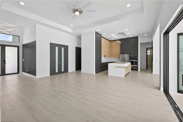 121 Nw 35th Pl, Cape Coral, Florida 33993