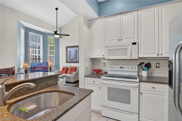 14907 Sterling Oaks Dr, Naples, Florida 34110
