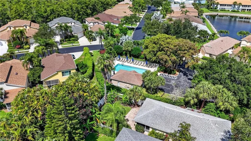 14907 Sterling Oaks Dr, Naples, Florida 34110