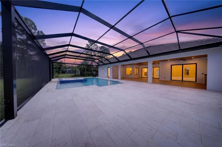 453 25th St Sw, Naples, Florida 34117