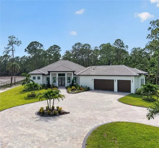 453 25th St Sw, Naples, Florida 34117