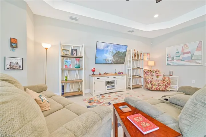 3084  Royal Gardens  AVE, Fort Myers, FL 33916