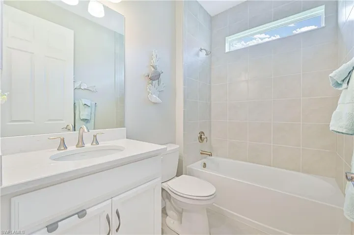 3084  Royal Gardens  AVE, Fort Myers, FL 33916