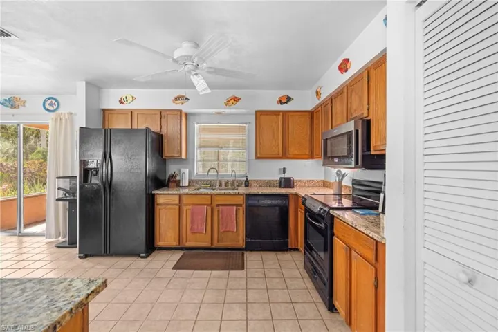 191 4th St Ne, Naples, Florida 34120