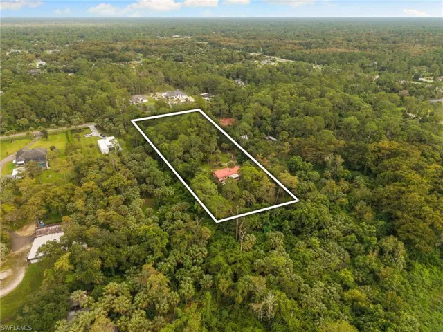 191 4th St Ne, Naples, Florida 34120