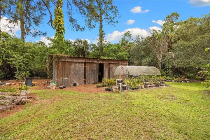 191 4th St Ne, Naples, Florida 34120