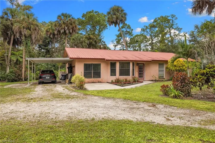 191 4th St Ne, Naples, Florida 34120
