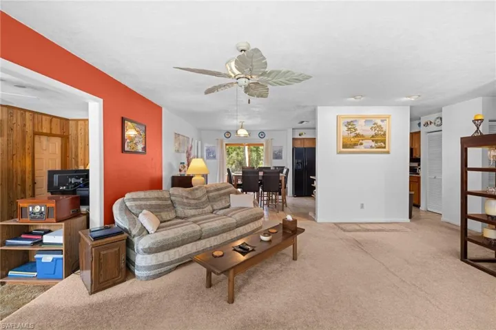 191 4th St Ne, Naples, Florida 34120