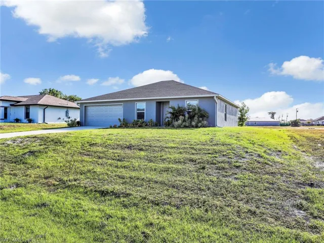 925 Ne 2nd Pl, Cape Coral Fl 33909