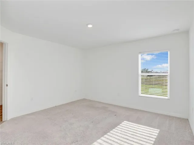 925 Ne 2nd Pl, Cape Coral Fl 33909