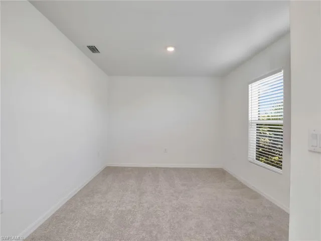 925 Ne 2nd Pl, Cape Coral Fl 33909