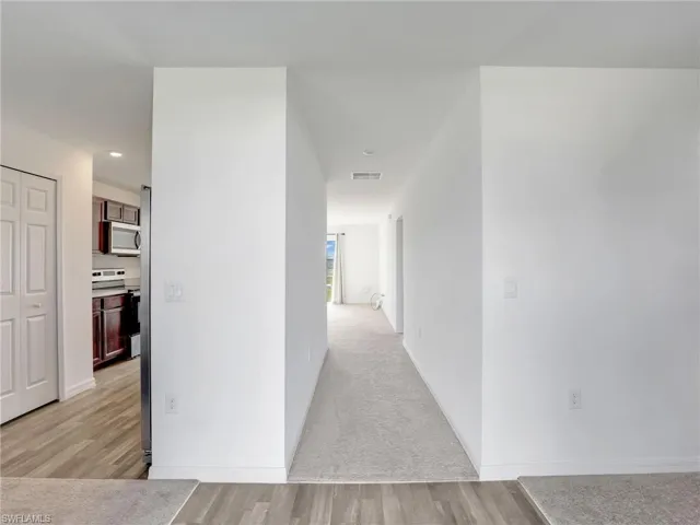 925 Ne 2nd Pl, Cape Coral Fl 33909