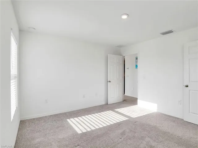 925 Ne 2nd Pl, Cape Coral Fl 33909