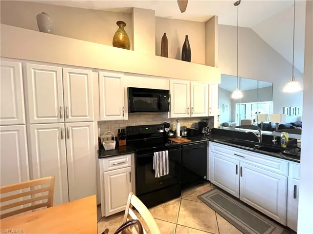 513 Lake Louise Cir # 202, Naples, Florida 34110