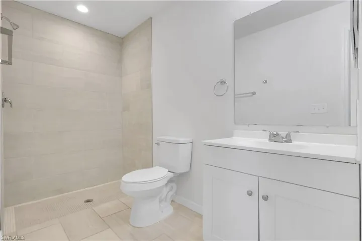 823/825 Cultural Park Blvd S, Cape Coral, Florida 33990