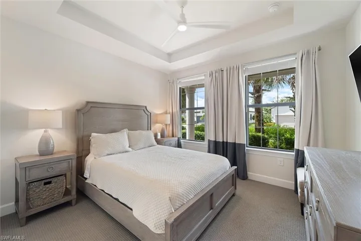 9406 Greyhawk Trl, Naples, Florida 34120