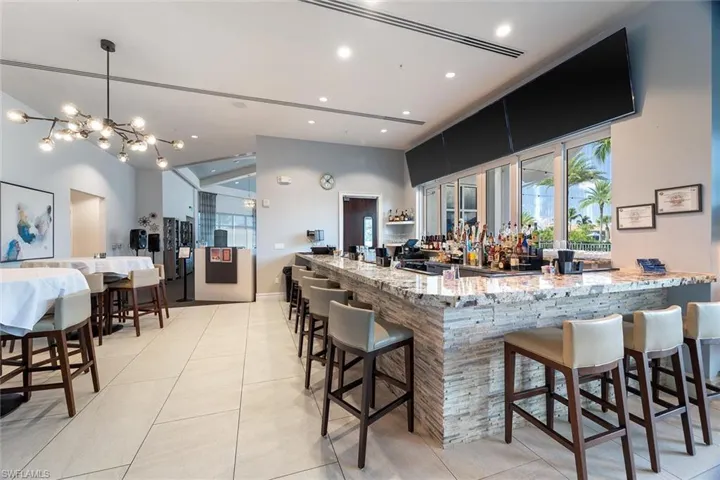 9406 Greyhawk Trl, Naples, Florida 34120