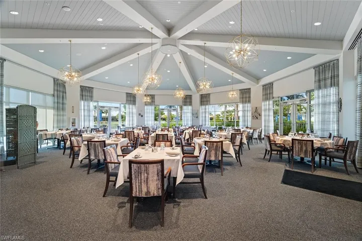 9406 Greyhawk Trl, Naples, Florida 34120