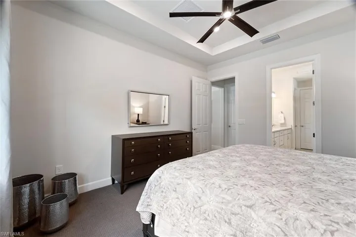9406 Greyhawk Trl, Naples, Florida 34120